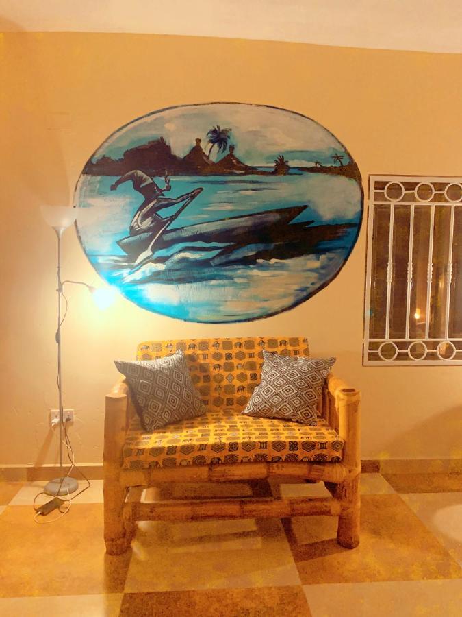 Bajo Kunda - Guesthouse Kololi Extérieur photo